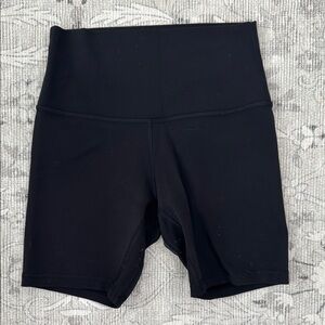 Lululemon Align HR Short 6”